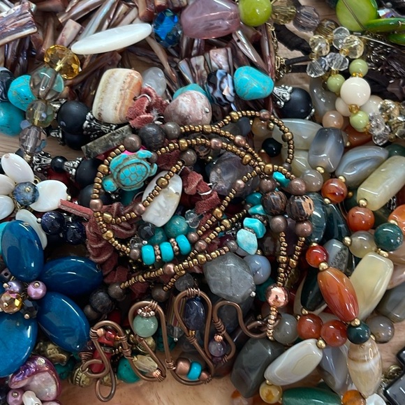 Jewelry - Gemstone, Glass, & Beaded Mystery Jewelry Lot 1lb Wearable, Fashion, Costume